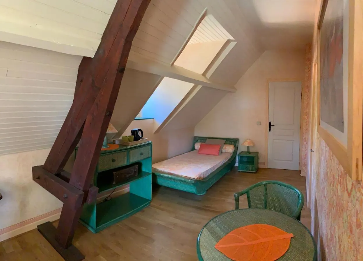 Le Moulin Du Boisset Bed & Breakfast Saint-Denis-les-Martel 0*,
